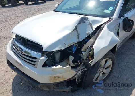 2011 Subaru Outback 2.5I Premium z USA, uszkodzony, nr VIN 4S4BRBCC0B3398162